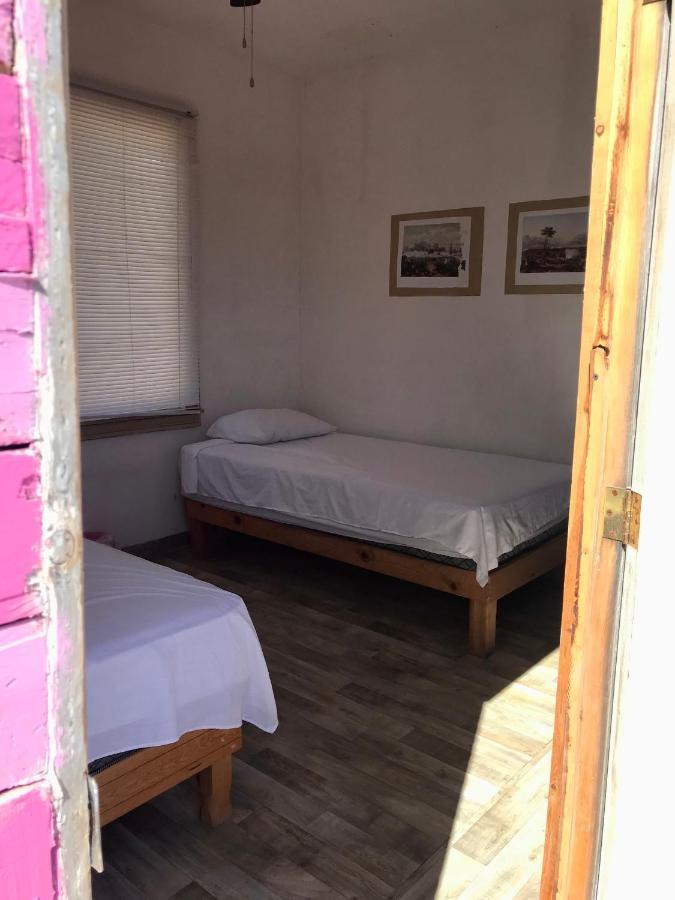 Susu'Z Village Hostel And Rooms Ла-Вентана Экстерьер фото