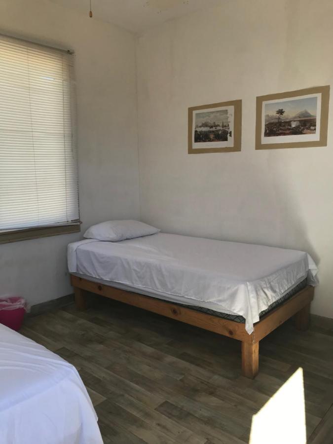 Susu'Z Village Hostel And Rooms Ла-Вентана Экстерьер фото