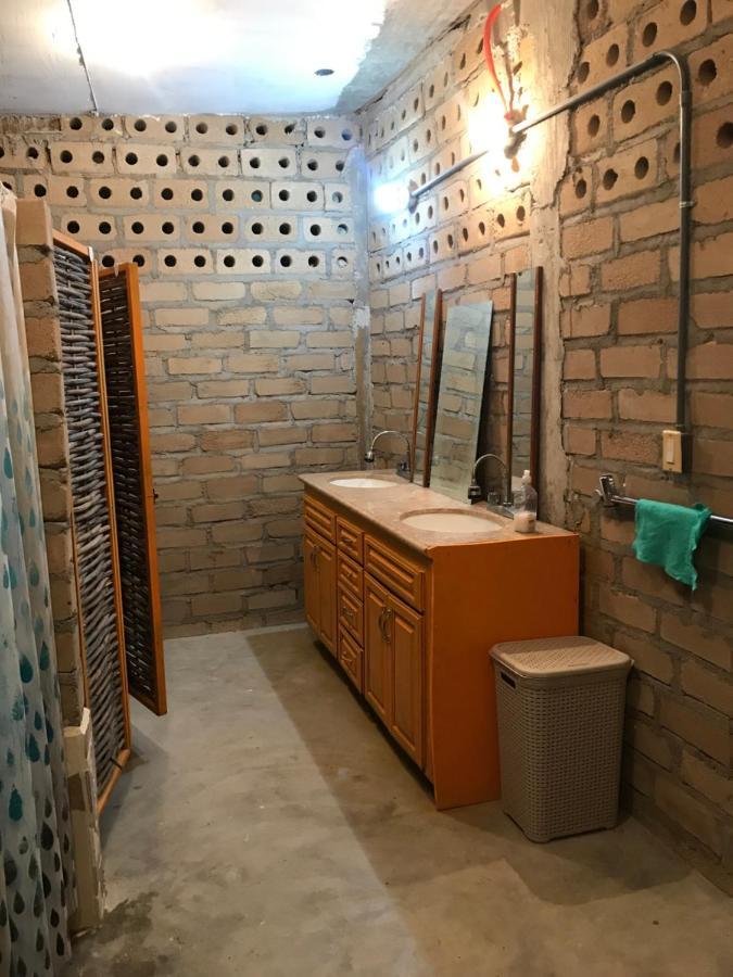 Susu'Z Village Hostel And Rooms Ла-Вентана Экстерьер фото